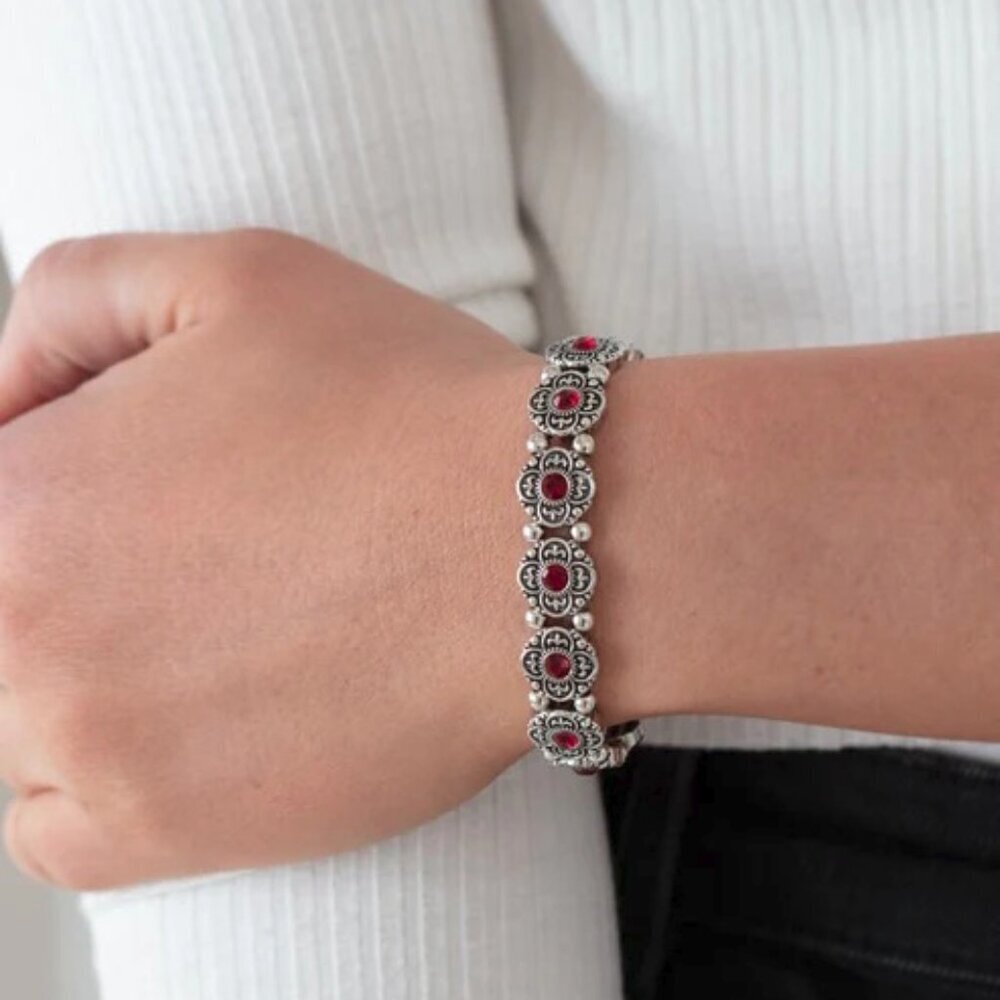 Paparazzi Jewelry Accessories - Trés Magnifique - Red Bracelet - Vintage